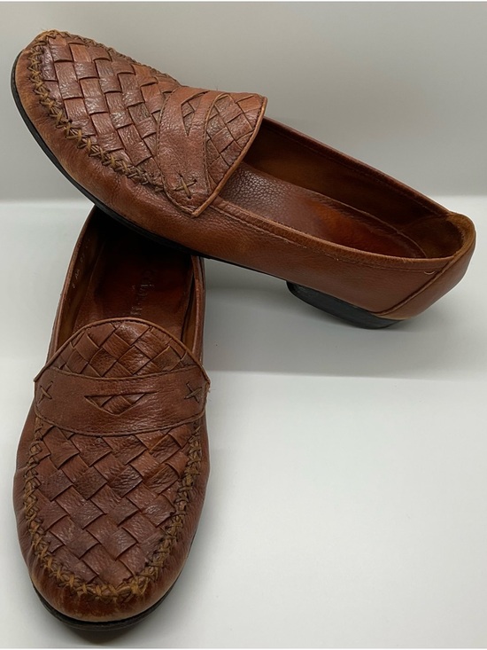 Cole Haan Shoes - COLE HAAN Distressed Basketweave Detailed Loafers in classic leather Womens 8